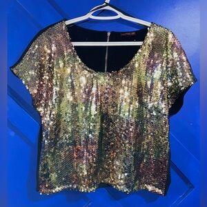 Material Girl Sequin Cropped T-Shirt Sz L